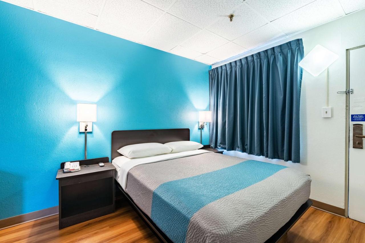 Motel 6-Elmsford, Ny - White Plains エクステリア 写真